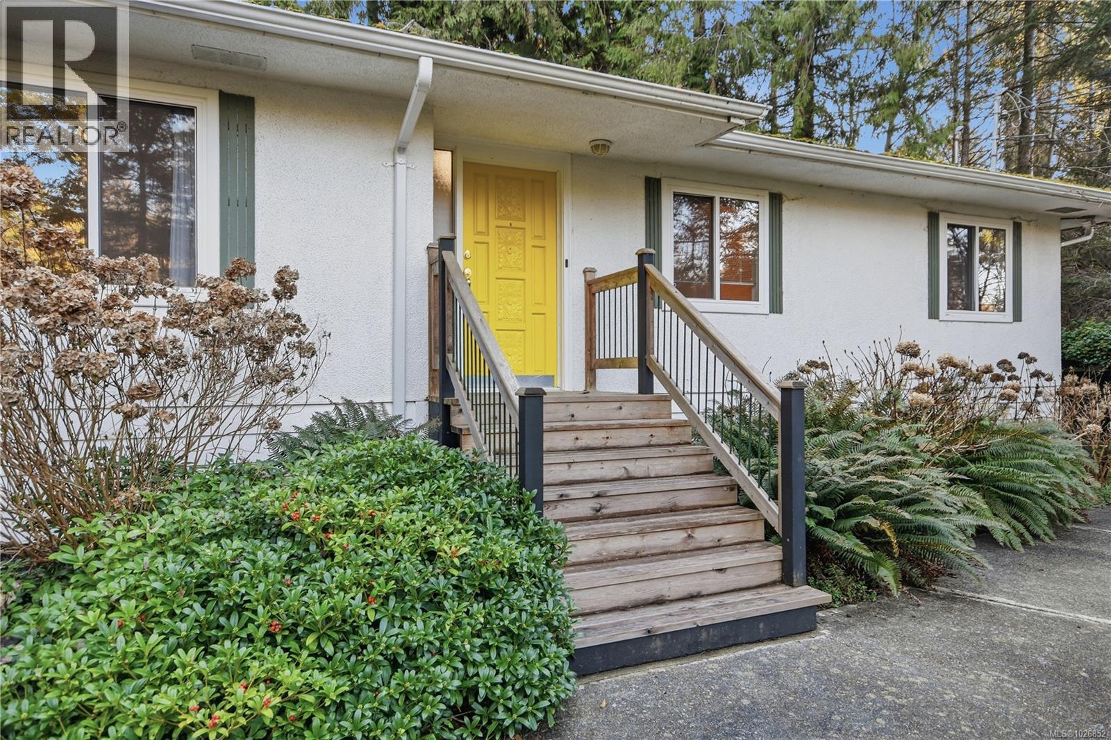 1045 Mcclay Way, Gabriola Island, British Columbia  V0R 1X3 - Photo 4 - 1026852