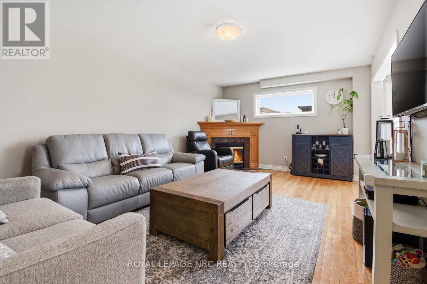 5245 White Dove Parkway, Niagara Falls, Ontario  L2H 3M5 - Photo 4 - X12828366