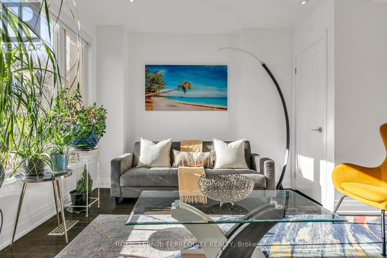 285 Lisgar Street, Toronto, Ontario  M6J 3H1 - Photo 2 - C12685798