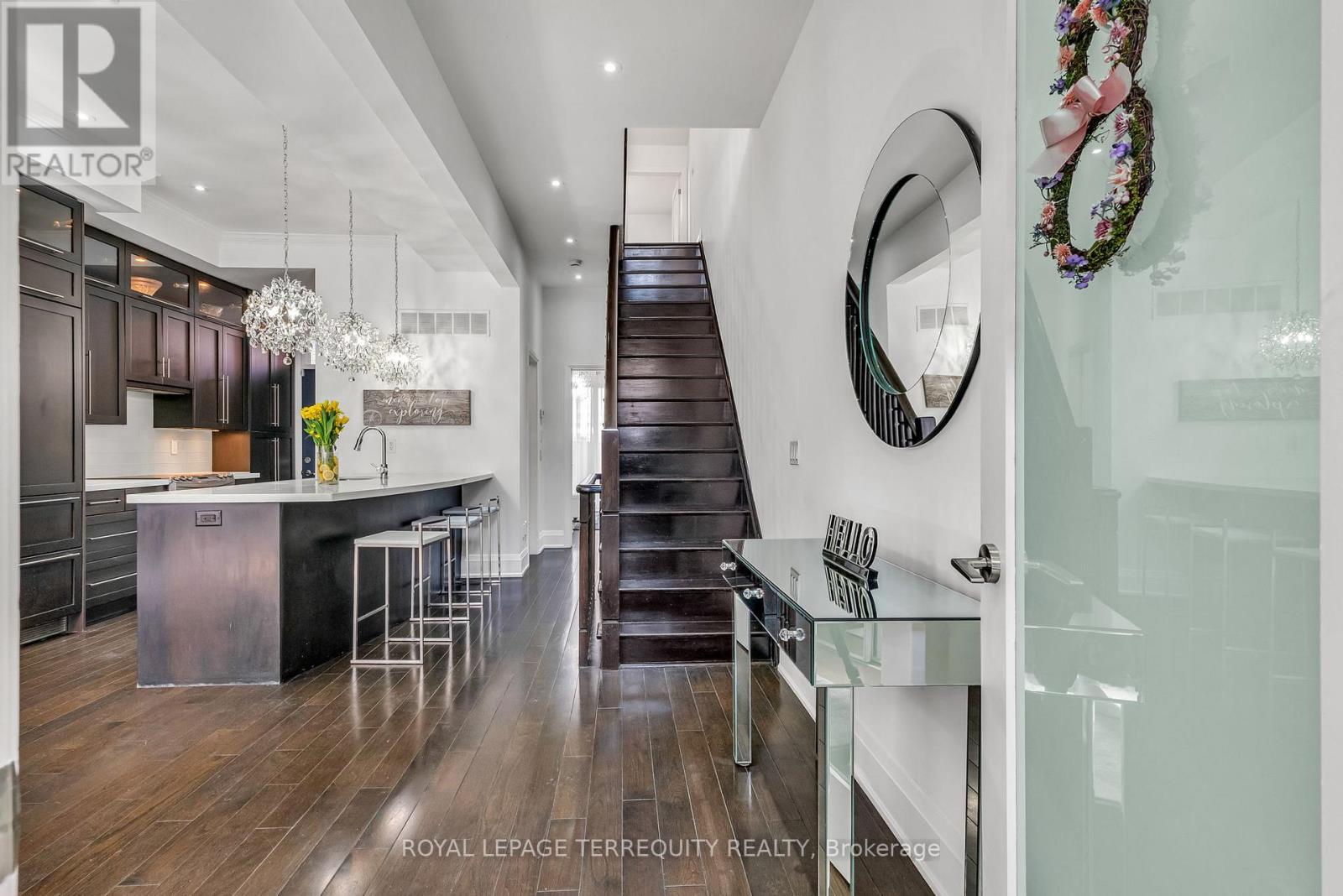 285 Lisgar Street, Toronto, Ontario  M6J 3H1 - Photo 7 - C12685798