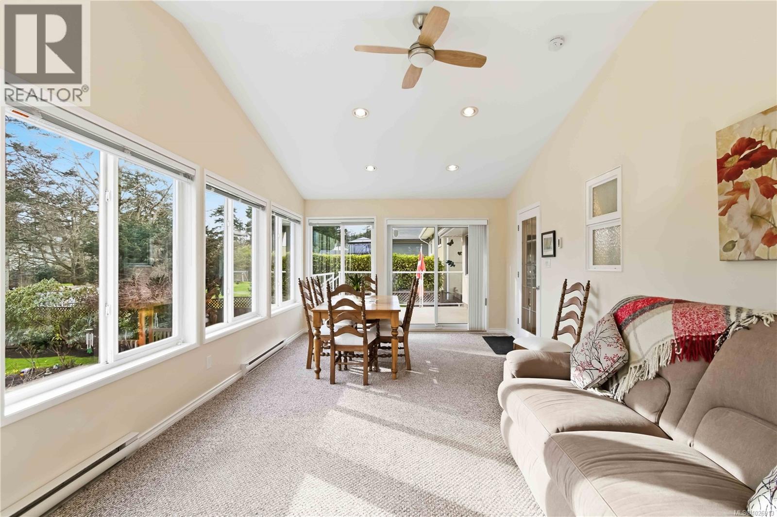 1141 Hadfield Ave, Esquimalt, British Columbia V9A 5N8 - Photo 10 - 1026913