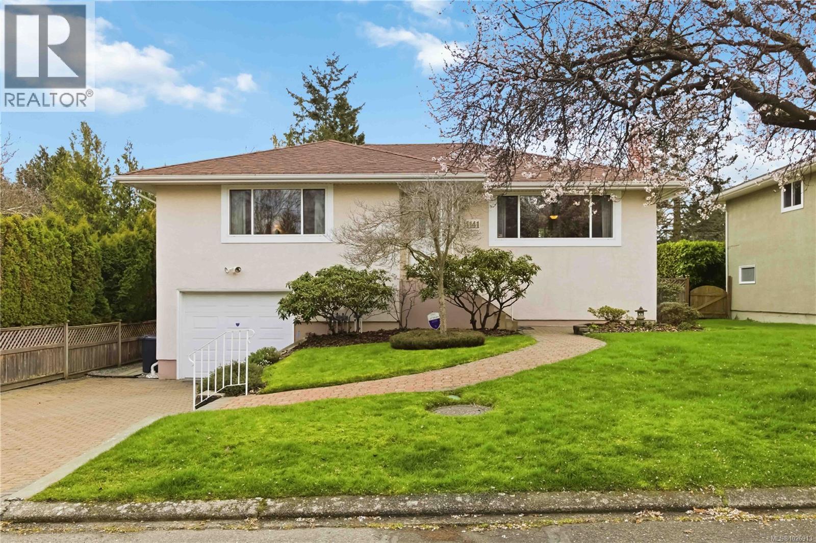 1141 Hadfield Ave, Esquimalt, British Columbia V9A 5N8 - Photo 24 - 1026913