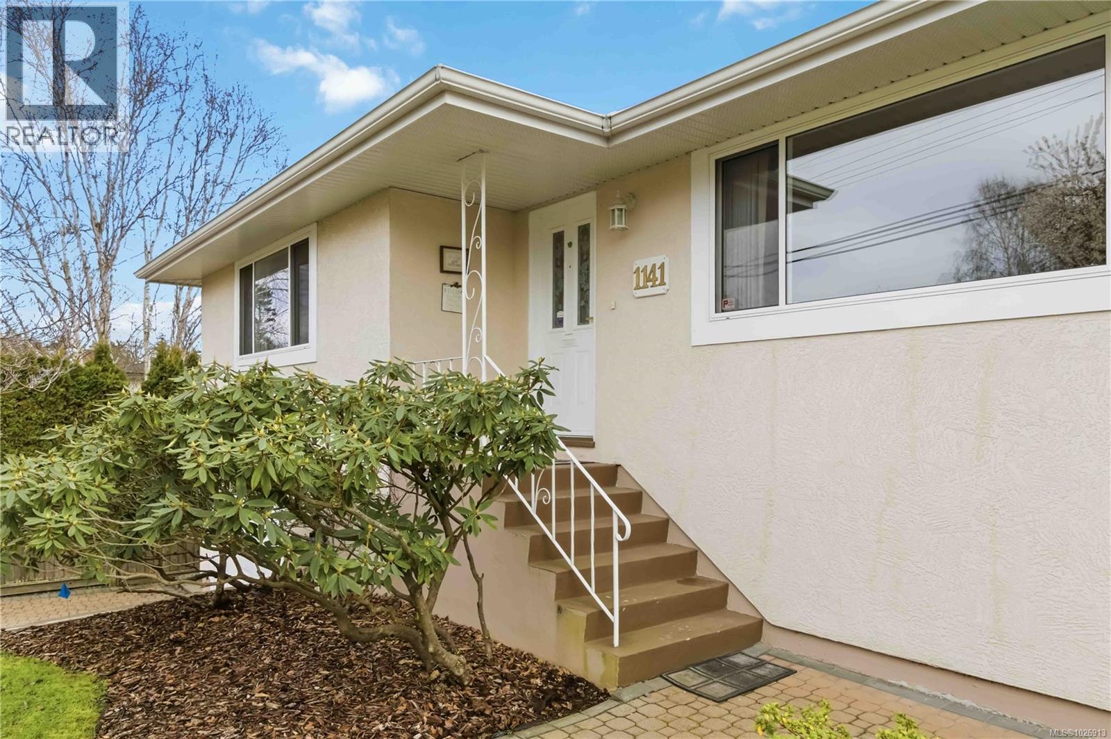 1141 Hadfield Ave, Esquimalt, British Columbia V9A 5N8 - Photo 26 - 1026913