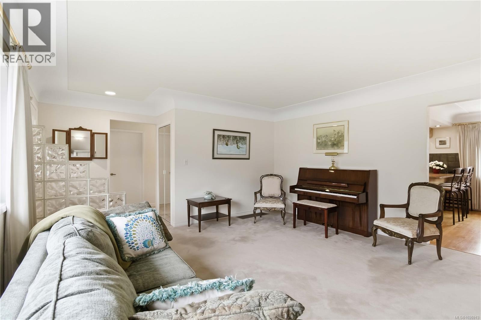 1141 Hadfield Ave, Esquimalt, British Columbia V9A 5N8 - Photo 29 - 1026913