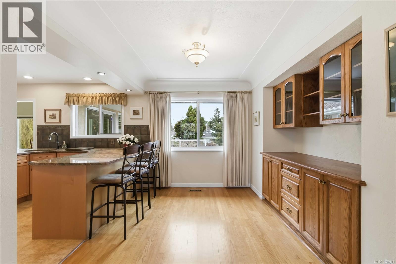 1141 Hadfield Ave, Esquimalt, British Columbia V9A 5N8 - Photo 31 - 1026913