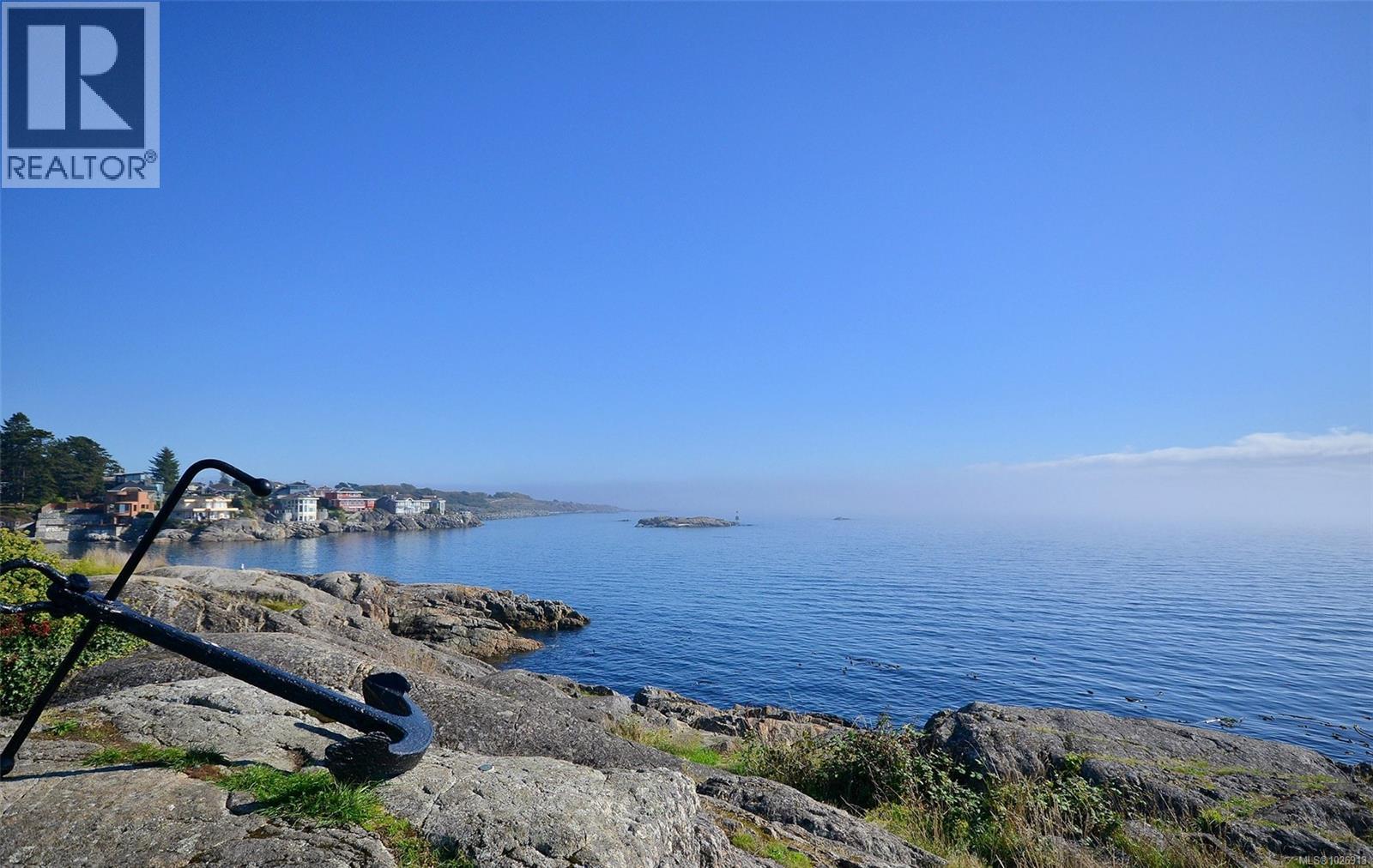 1141 Hadfield Ave, Esquimalt, British Columbia V9A 5N8 - Photo 4 - 1026913