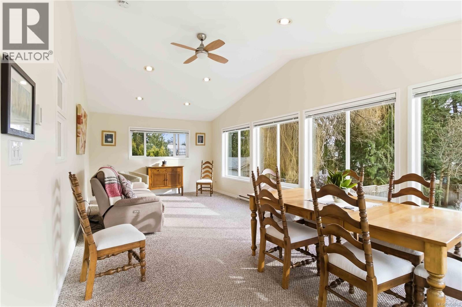 1141 Hadfield Ave, Esquimalt, British Columbia V9A 5N8 - Photo 40 - 1026913