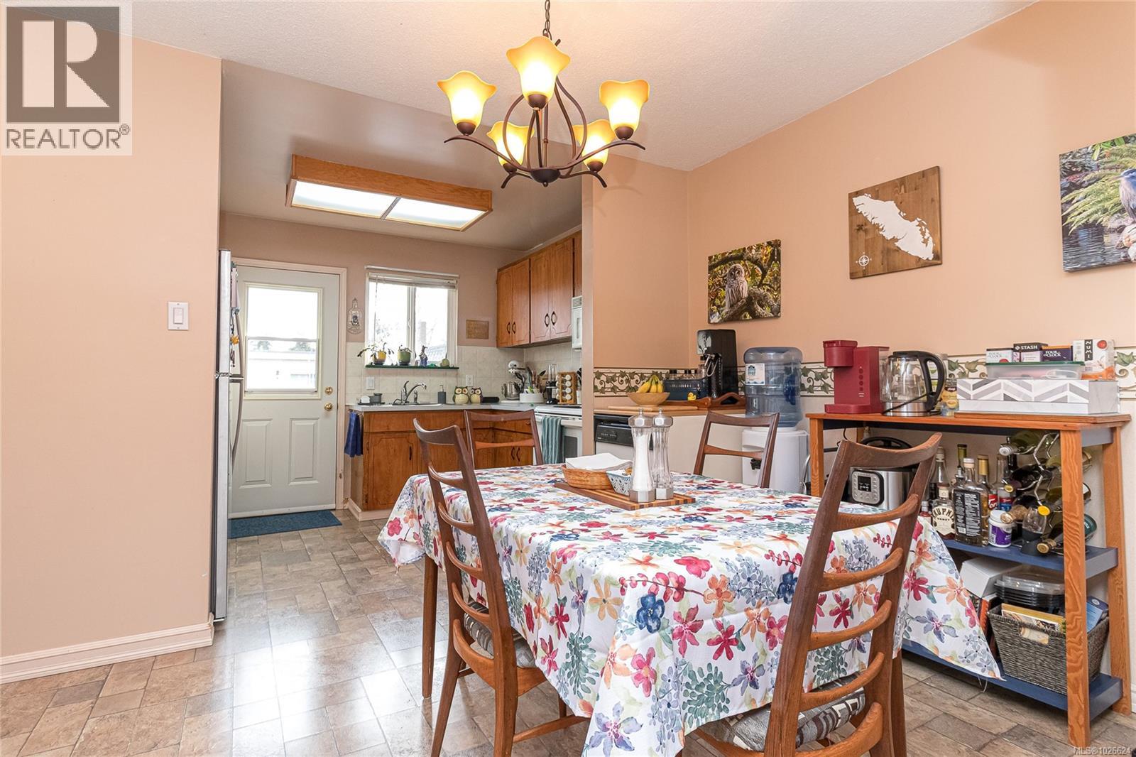 9581 Epco Dr, Sidney, British Columbia  V8L 2T1 - Photo 5 - 1026624