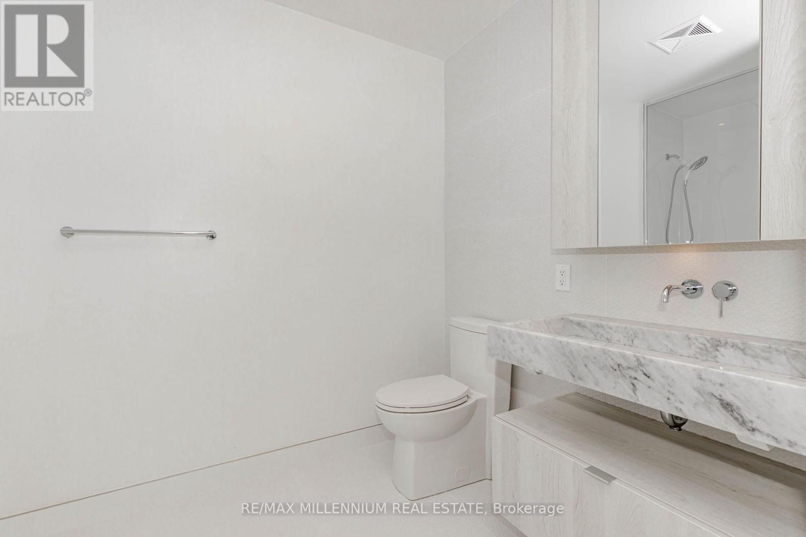 4103 - 11 Yorkville Avenue, Toronto, Ontario  M4W 0B7 - Photo 25 - C12828284