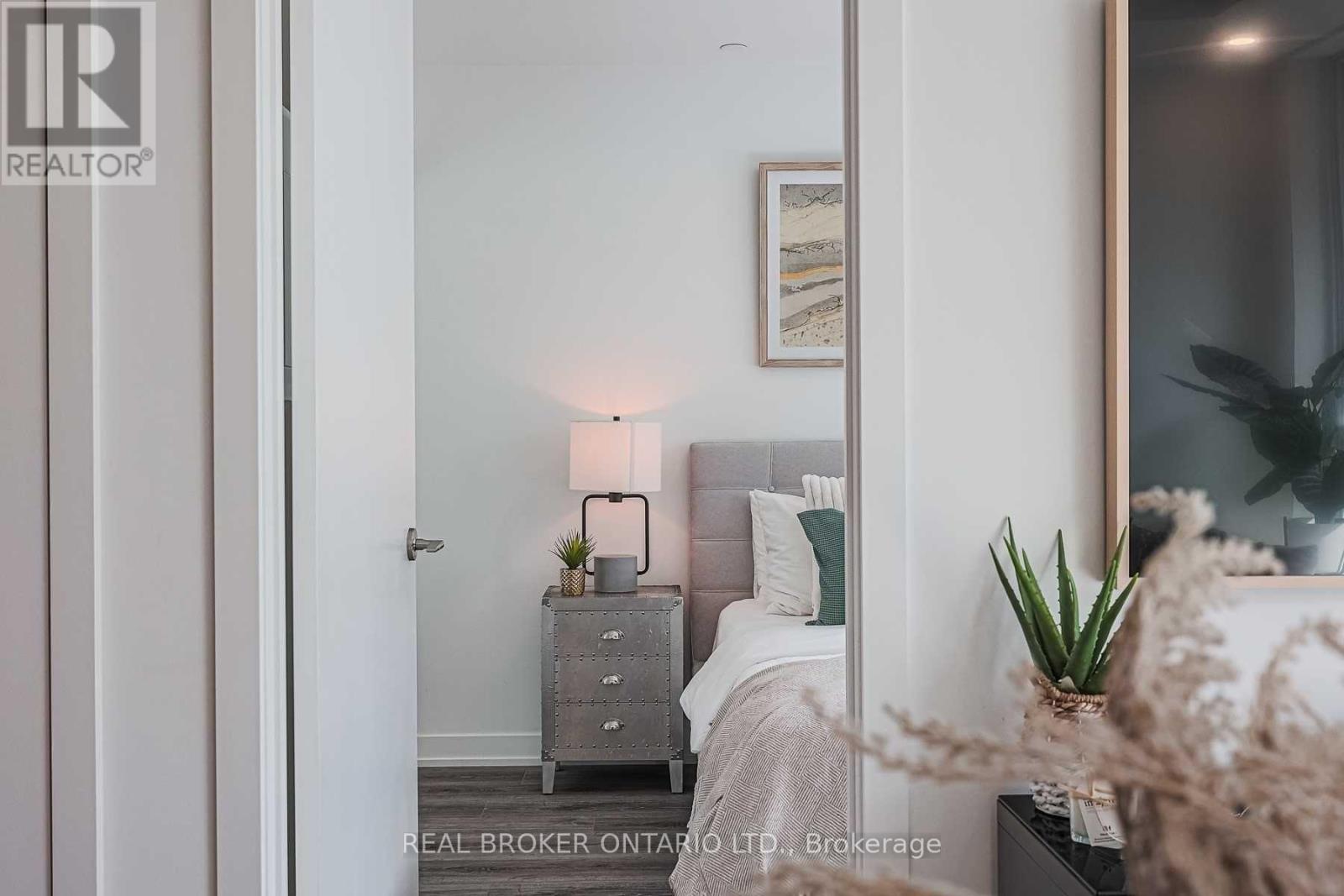 617 - 38 Iannuzzi Street, Toronto (Niagara), Ontario  M5V 0S2 - Photo 18 - C12828352