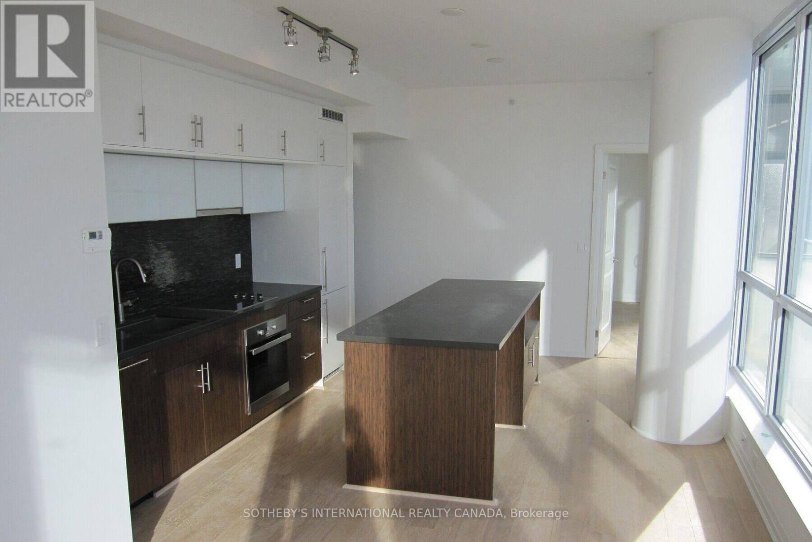 1102 - 8 Mercer Street, Toronto, Ontario  M5V 0C4 - Photo 3 - C12828378