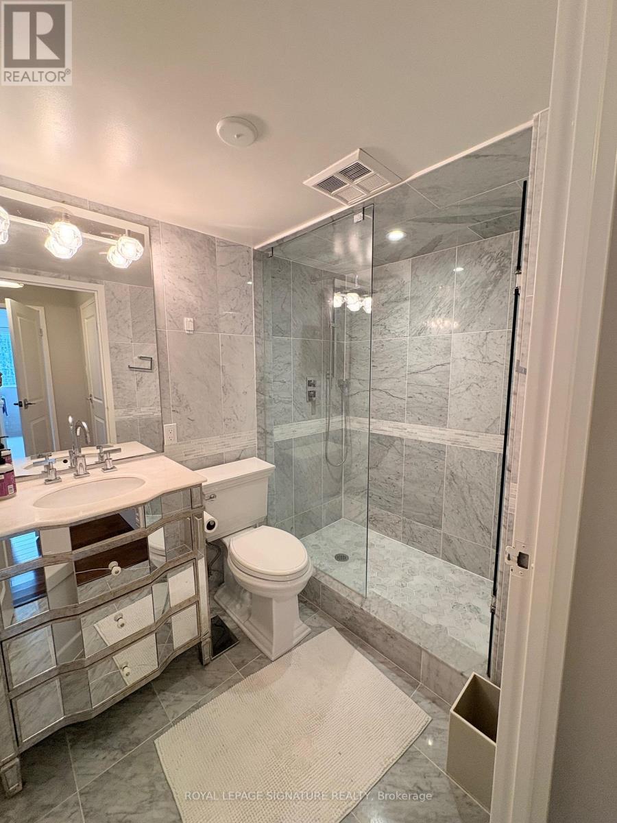 1810 - 10 Queens Quay W, Toronto, Ontario  M5J 2R9 - Photo 7 - C12828382