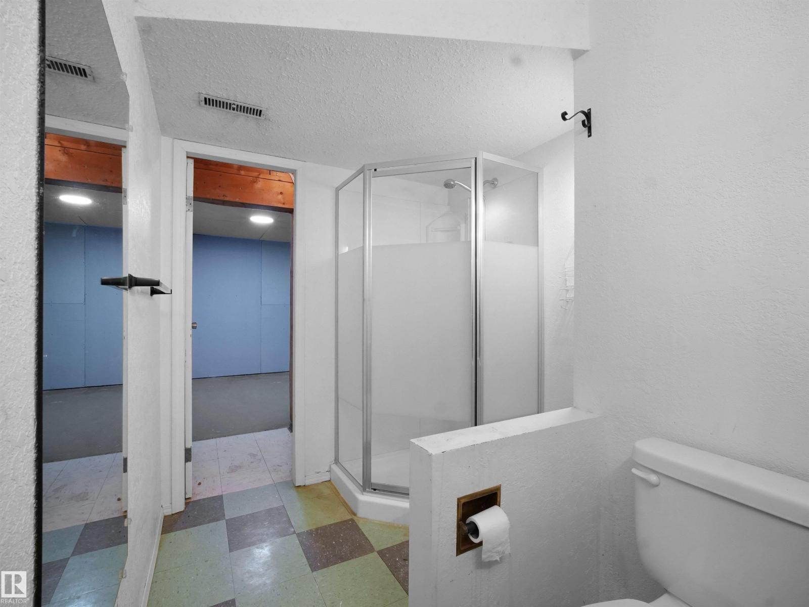 10329 132 Av Nw, Edmonton, Alberta  T5E 0Y8 - Photo 32 - E4474021