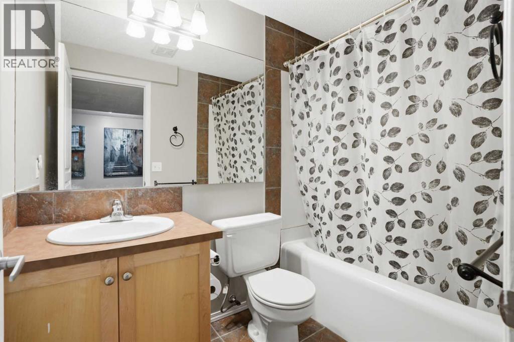 7 Bridleridge Link Sw, Calgary, Alberta  T2Y 4L3 - Photo 28 - A2284256