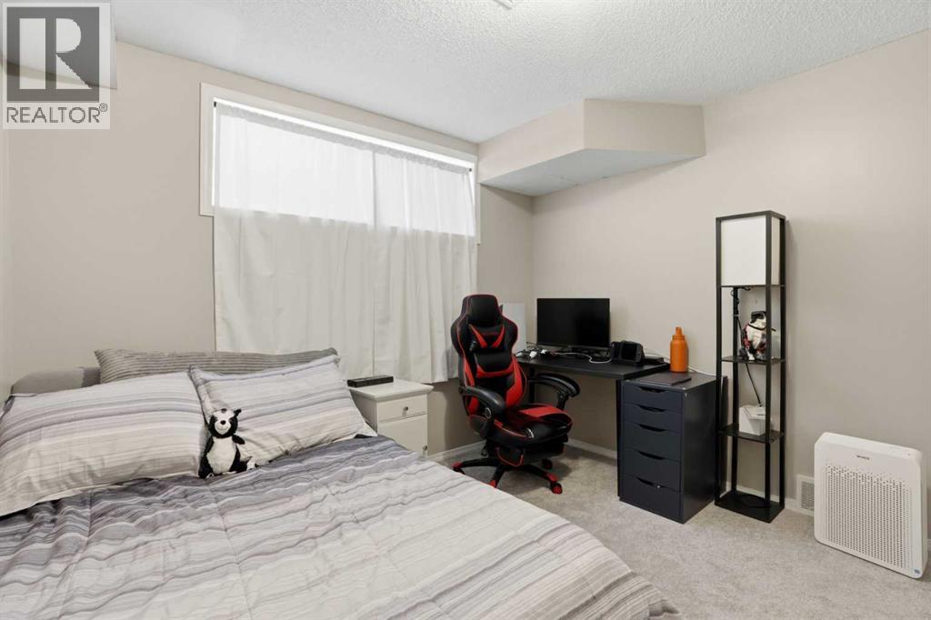 7 Bridleridge Link Sw, Calgary, Alberta  T2Y 4L3 - Photo 27 - A2284256