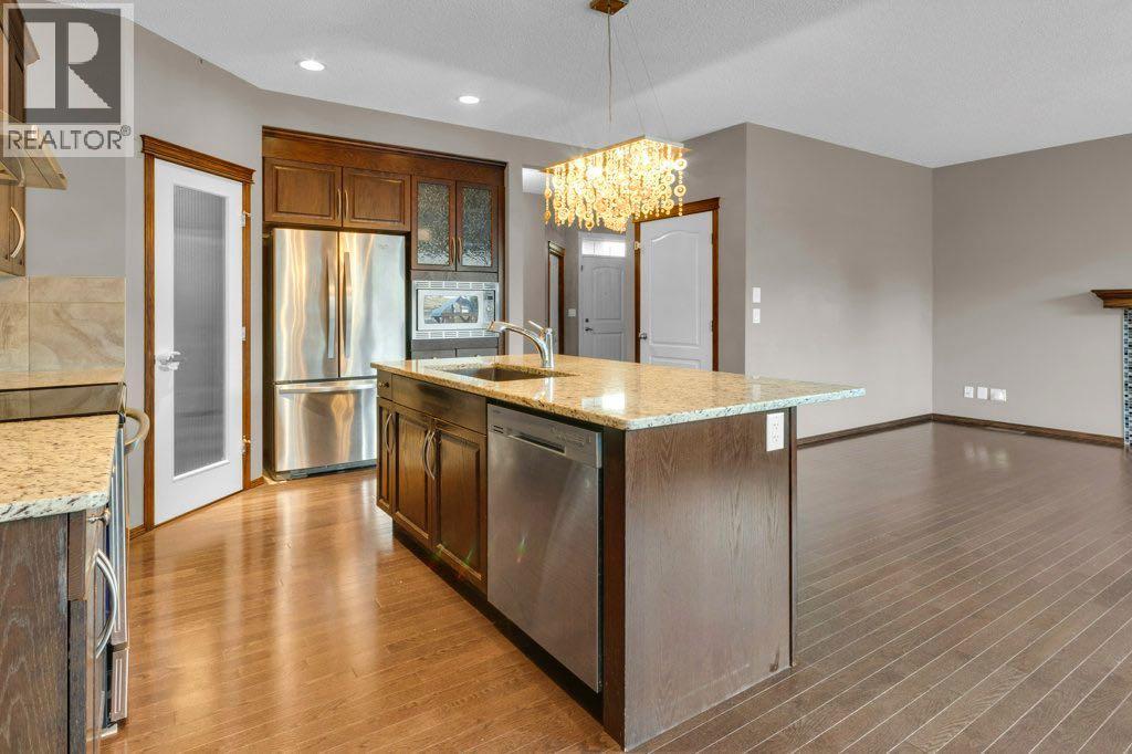 2235 Brightoncrest Green Se, Calgary, Alberta  T2Z 5A3 - Photo 8 - A2288284