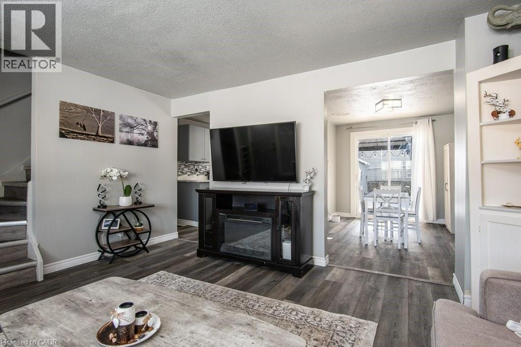 696 Parkview Crescent, Cambridge, Ontario  N3H 4X7 - Photo 8 - 40807347