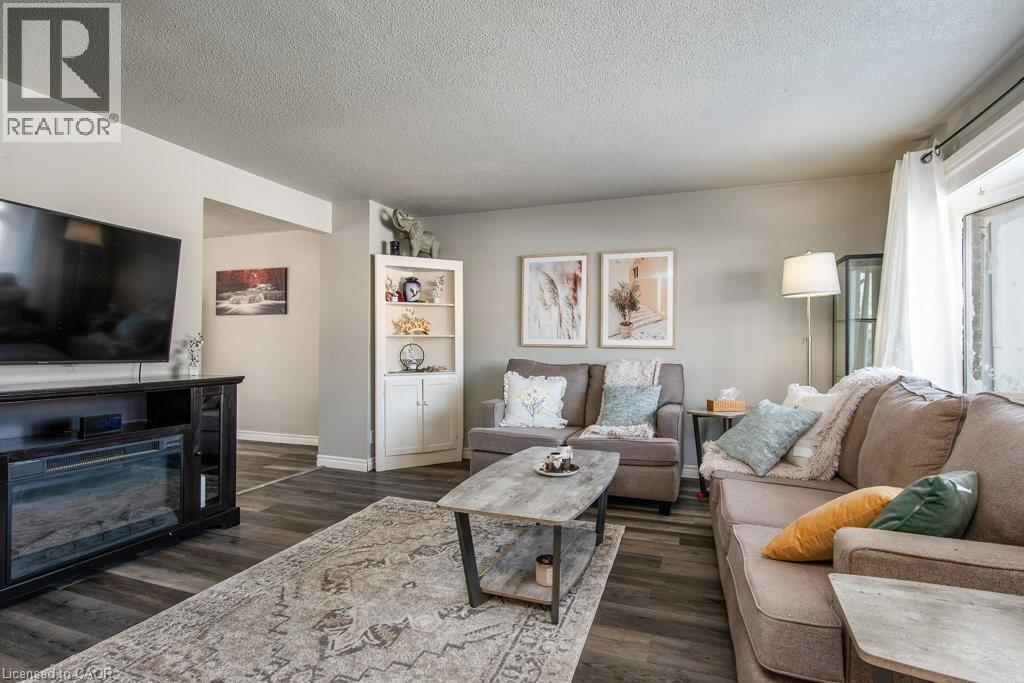 696 Parkview Crescent, Cambridge, Ontario  N3H 4X7 - Photo 7 - 40807347