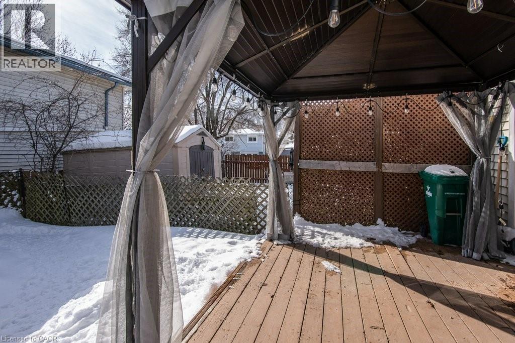 696 Parkview Crescent, Cambridge, Ontario  N3H 4X7 - Photo 38 - 40807347