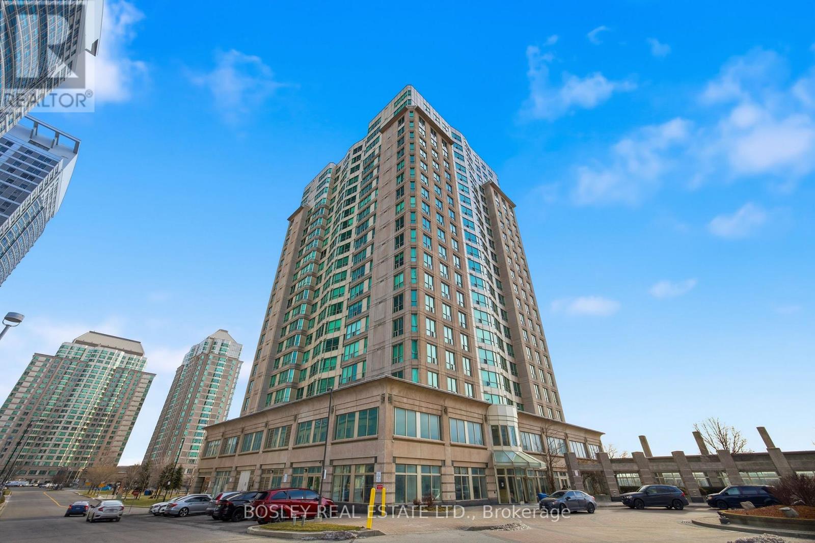 1711 - 8 LEE CENTRE DRIVE, Toronto, Ontario