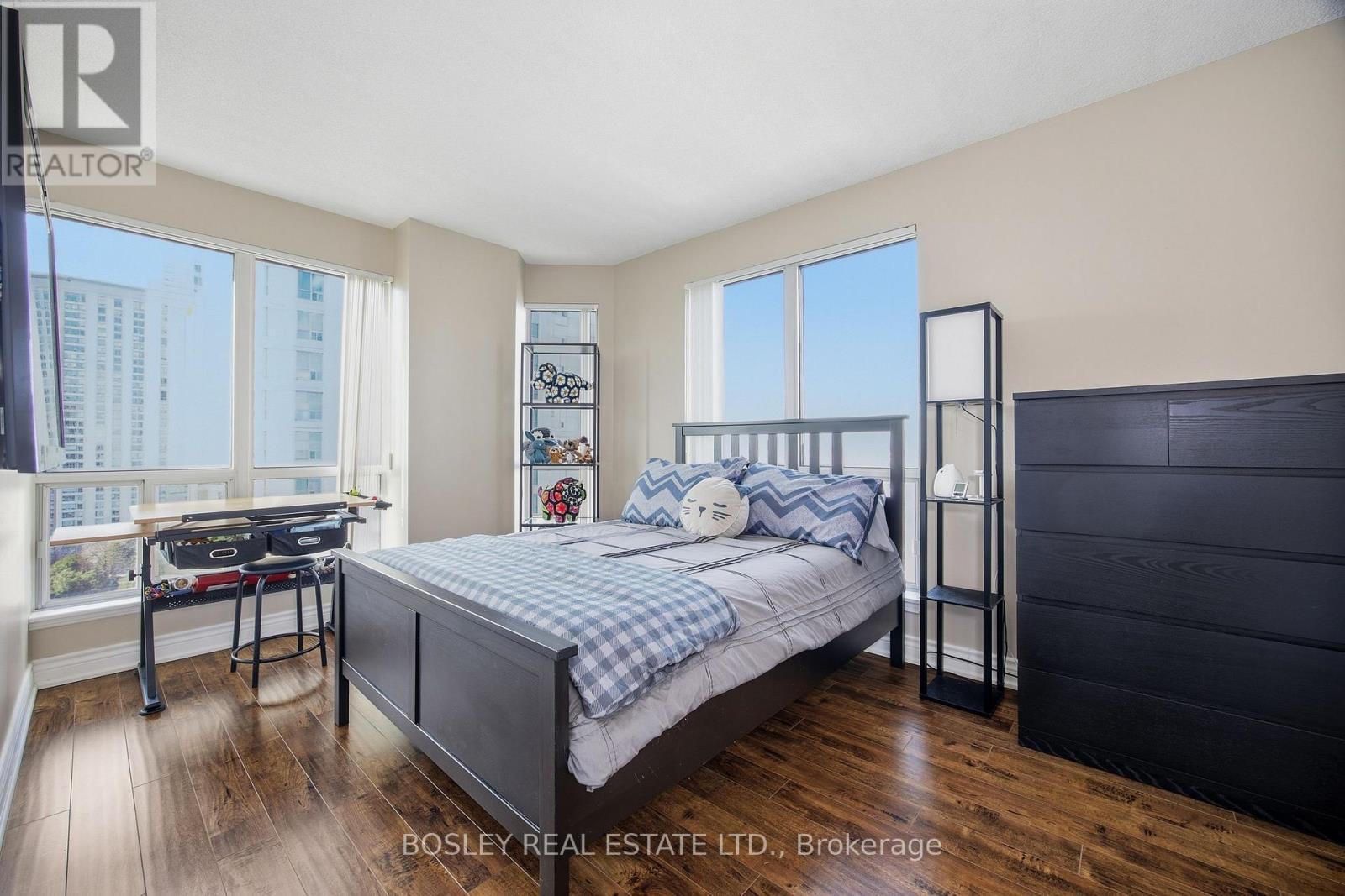1711 - 8 Lee Centre Drive, Toronto, Ontario  M1H 3H8 - Photo 18 - E12828272