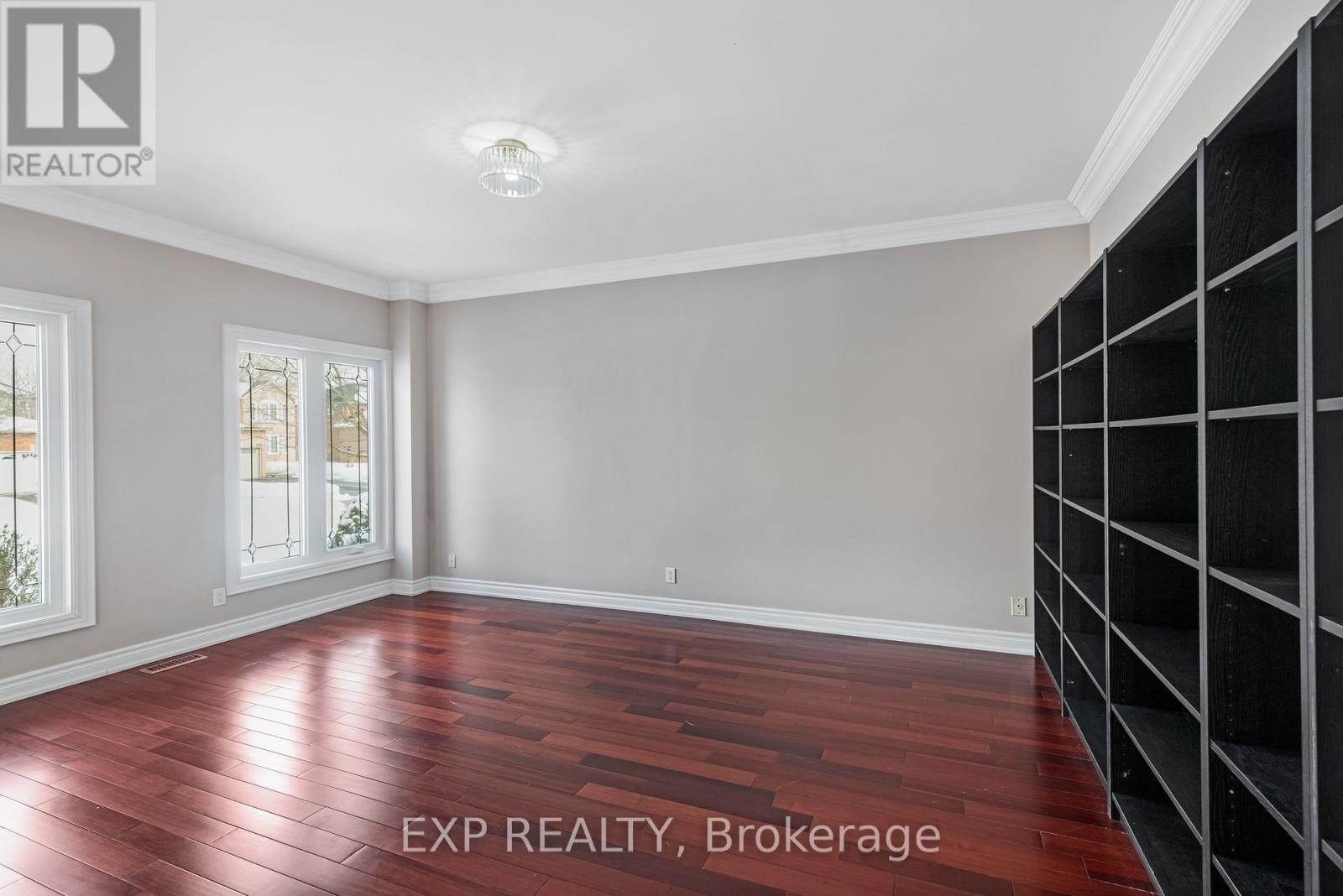 598 Lyman Boulevard, Newmarket (Stonehaven-Wyndham), Ontario  L3X 1V9 - Photo 13 - N12828348