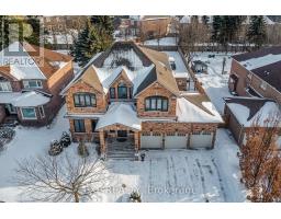 598 LYMAN BOULEVARD, Newmarket, Ontario