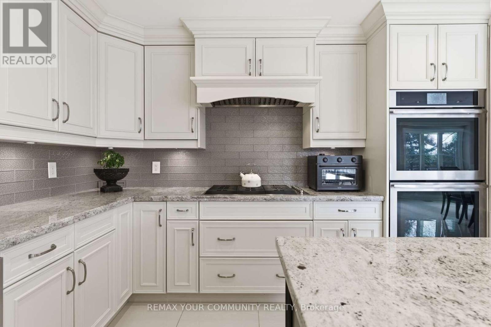 331 Kennedy Street W, Aurora, Ontario  L4G 6L7 - Photo 11 - N12828370