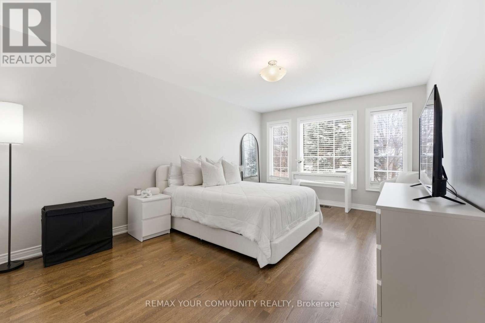 331 Kennedy Street W, Aurora, Ontario  L4G 6L7 - Photo 27 - N12828370