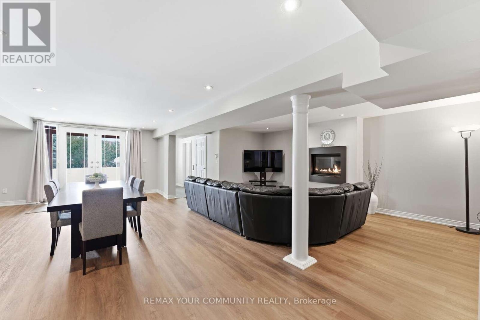 331 Kennedy Street W, Aurora, Ontario  L4G 6L7 - Photo 33 - N12828370