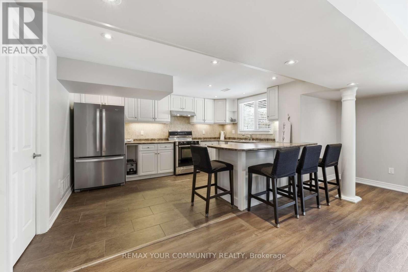 331 Kennedy Street W, Aurora, Ontario  L4G 6L7 - Photo 37 - N12828370