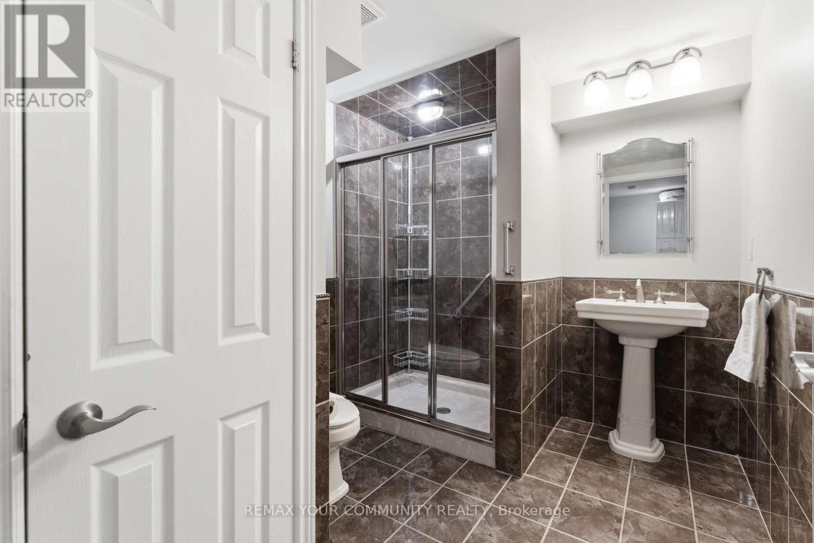 331 Kennedy Street W, Aurora, Ontario  L4G 6L7 - Photo 42 - N12828370