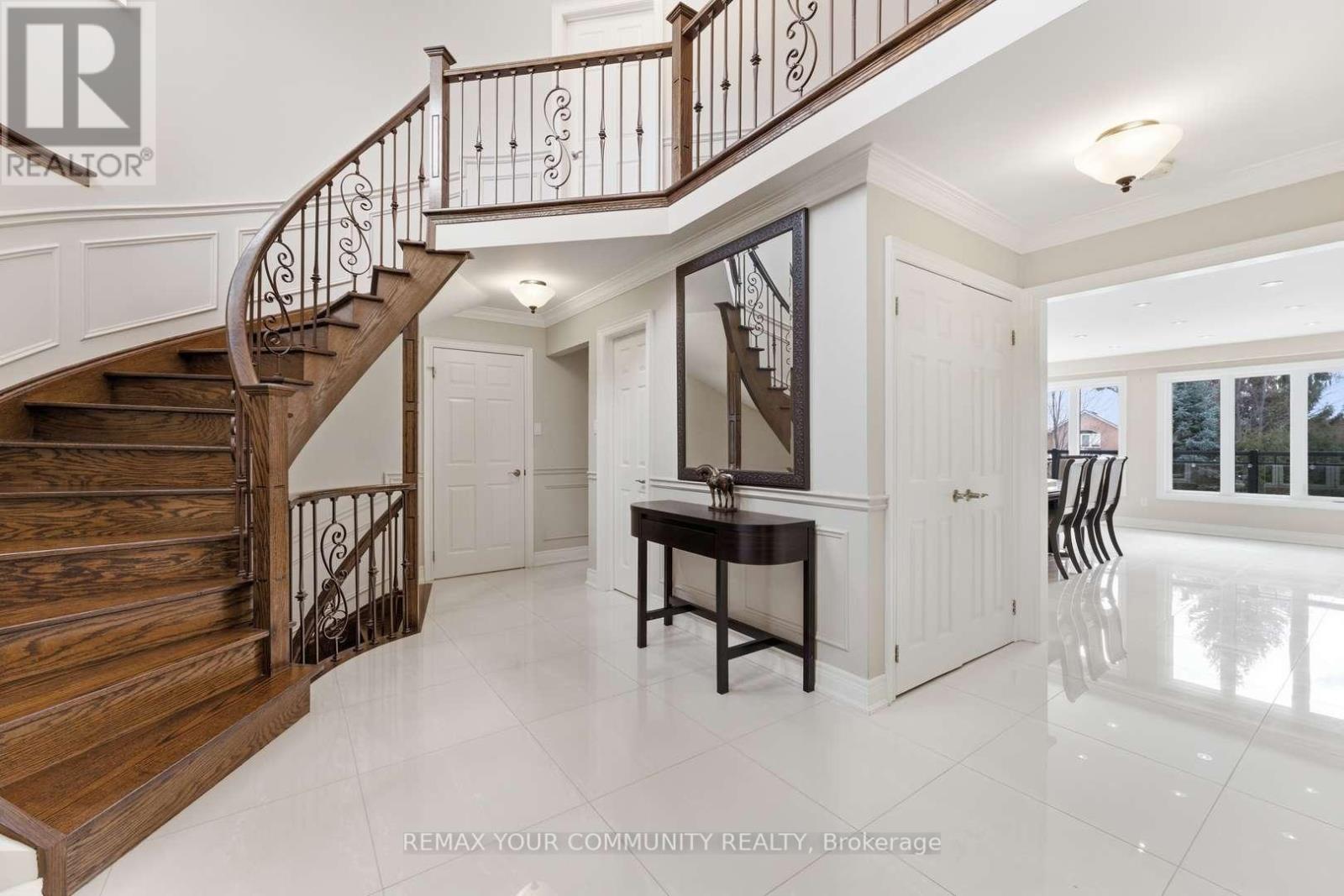 331 Kennedy Street W, Aurora, Ontario  L4G 6L7 - Photo 7 - N12828370