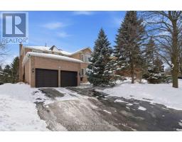 331 KENNEDY STREET W, Aurora, Ontario