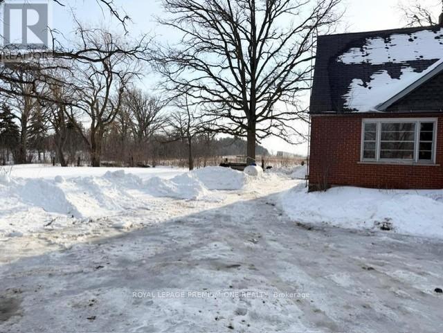 13272 Centreville Creek Road, Caledon, Ontario  L7C 3A7 - Photo 4 - W12815372