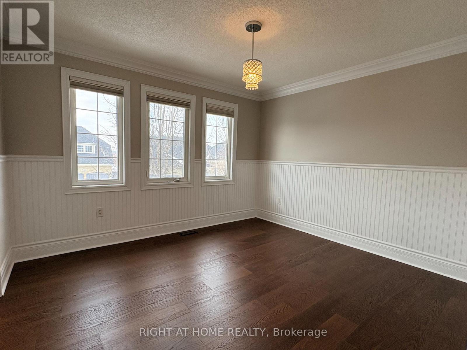 3353 Skipton Lane, Oakville, Ontario  L6M 0K3 - Photo 20 - W12828290