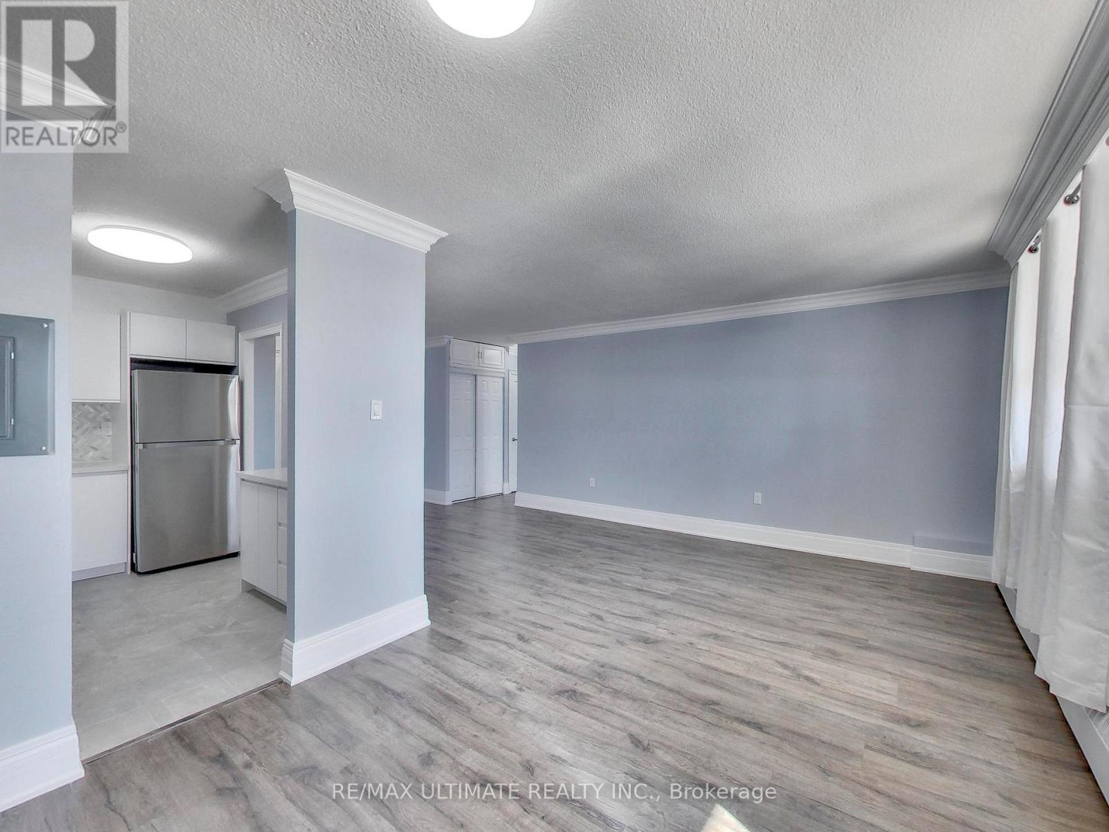 110 - 541 Blackthorn Avenue, Toronto (Keelesdale-Eglinton West), Ontario  M6M 5A6 - Photo 14 - W12828332