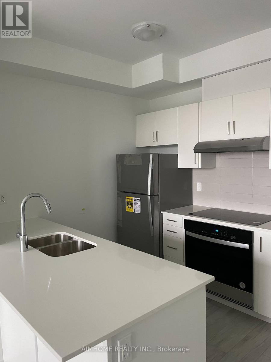 1214 - 1035 Southdown Road, Mississauga, Ontario  L5J 0A2 - Photo 3 - W12828396