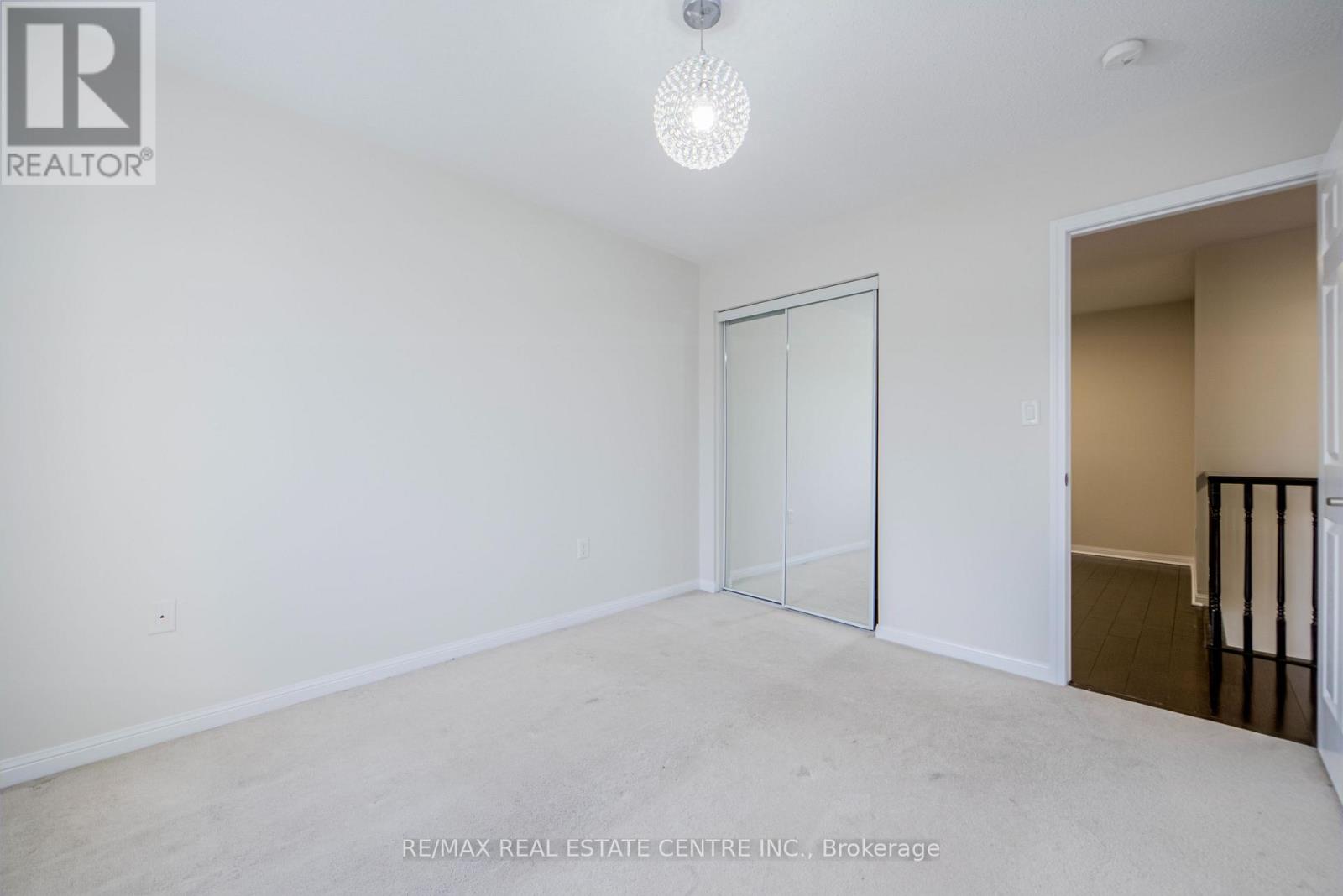 299 Dymott Avenue, Milton, Ontario  L9T 0Z5 - Photo 33 - W12828420