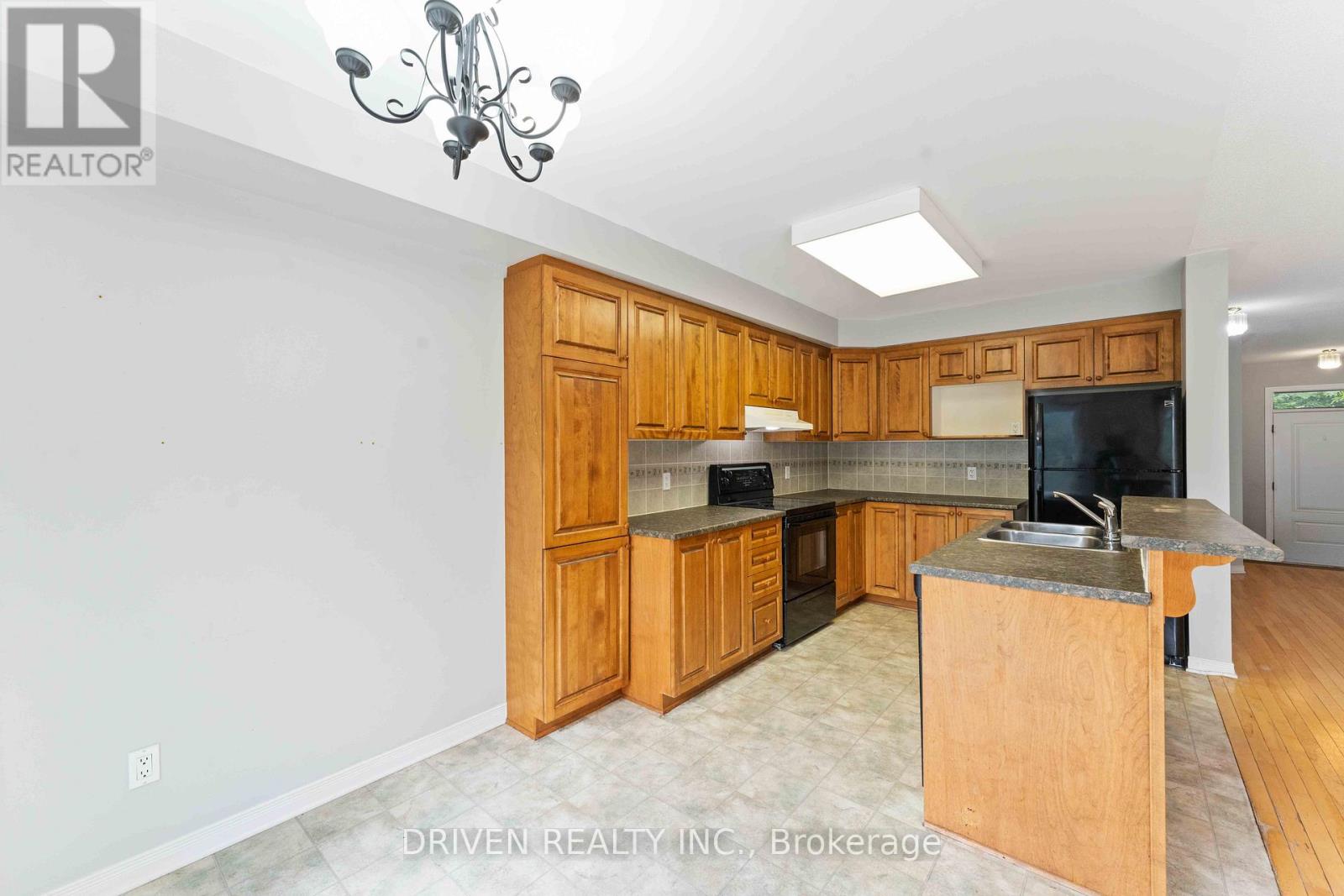 270 Berrigan Drive, Ottawa, Ontario  K2J 5B5 - Photo 16 - X12738276