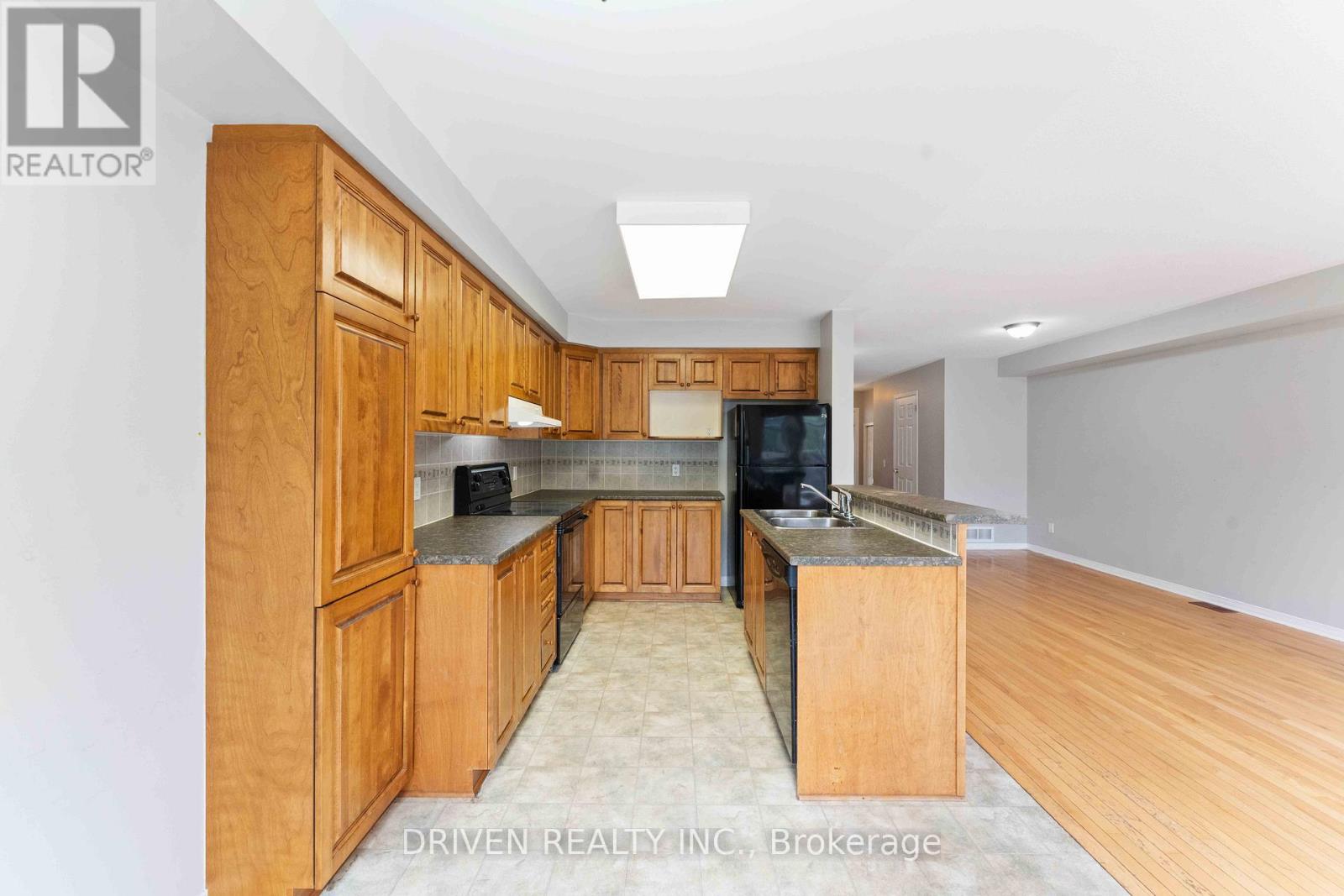 270 Berrigan Drive, Ottawa, Ontario  K2J 5B5 - Photo 15 - X12738276