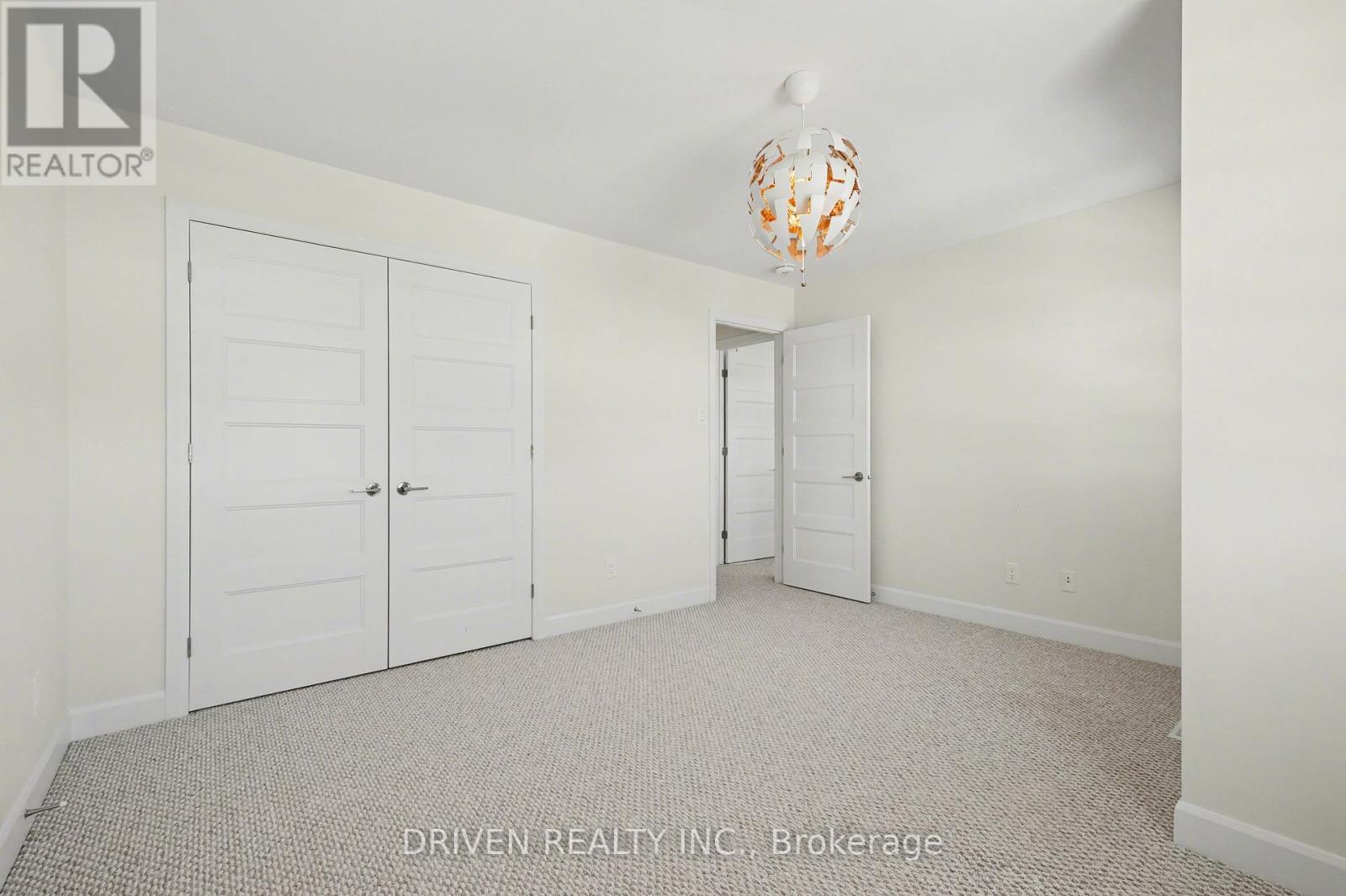 429 Aurora Street, Russell, Ontario  K4R 0L3 - Photo 15 - X12791132