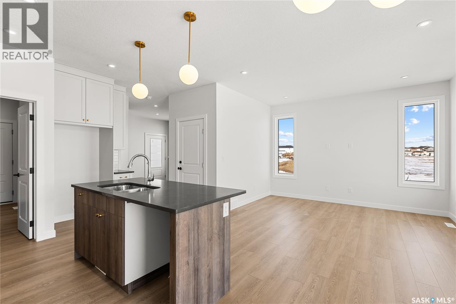 295 Nazarali Way, Saskatoon, Saskatchewan  S7V 1X6 - Photo 17 - SK029350