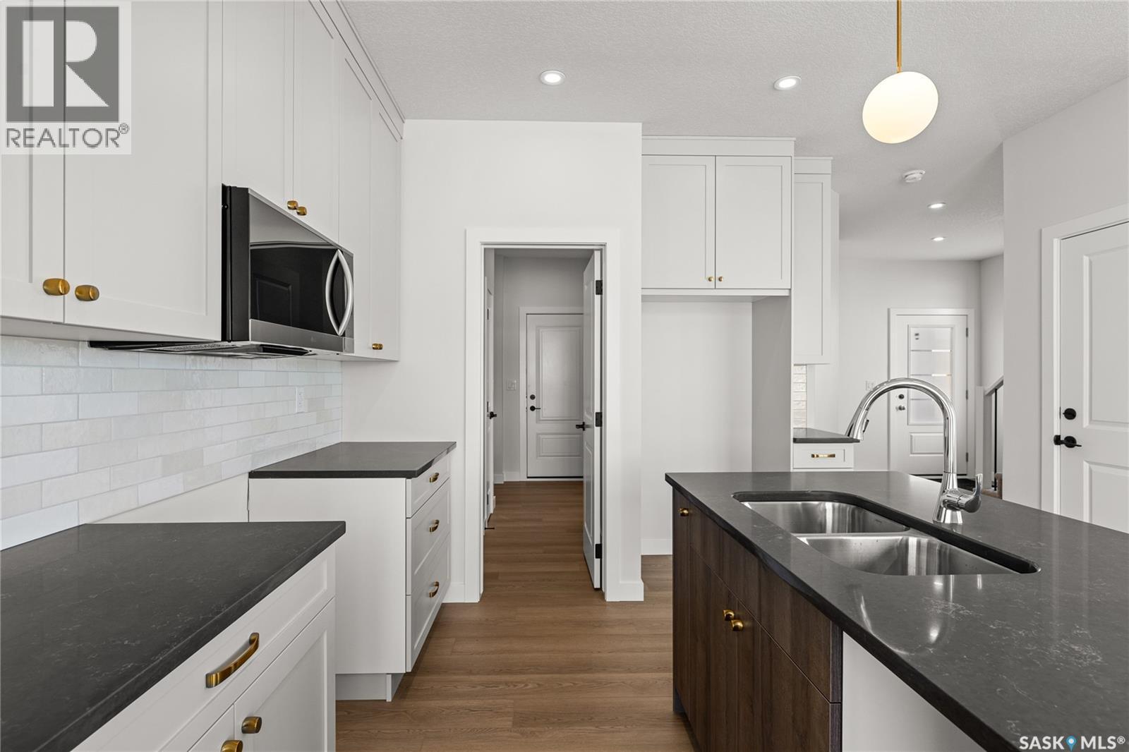 295 Nazarali Way, Saskatoon, Saskatchewan  S7V 1X6 - Photo 22 - SK029350