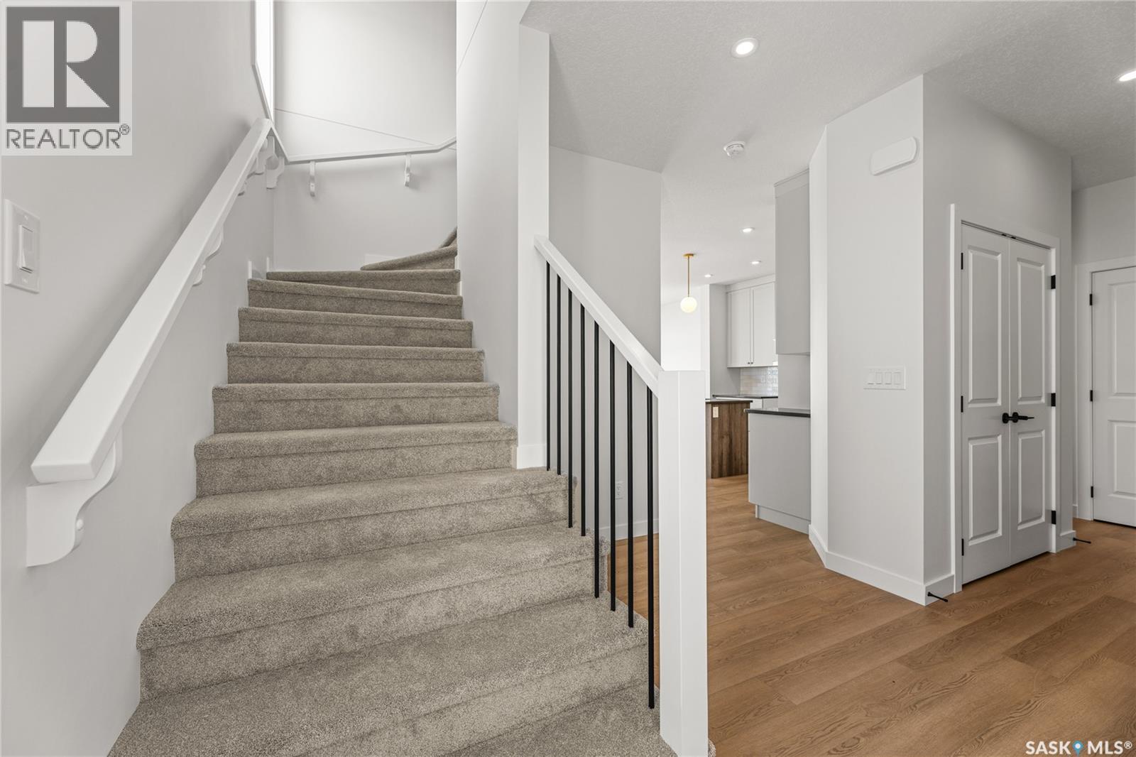 295 Nazarali Way, Saskatoon, Saskatchewan  S7V 1X6 - Photo 24 - SK029350