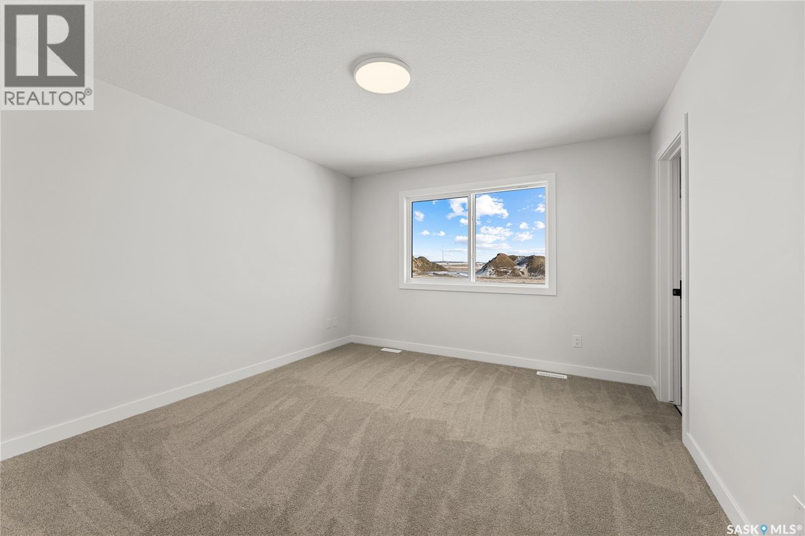 295 Nazarali Way, Saskatoon, Saskatchewan  S7V 1X6 - Photo 26 - SK029350