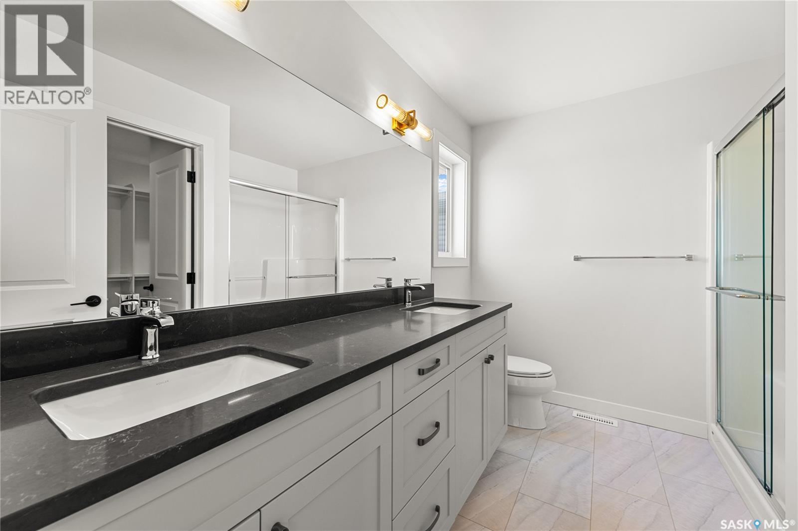 295 Nazarali Way, Saskatoon, Saskatchewan  S7V 1X6 - Photo 28 - SK029350