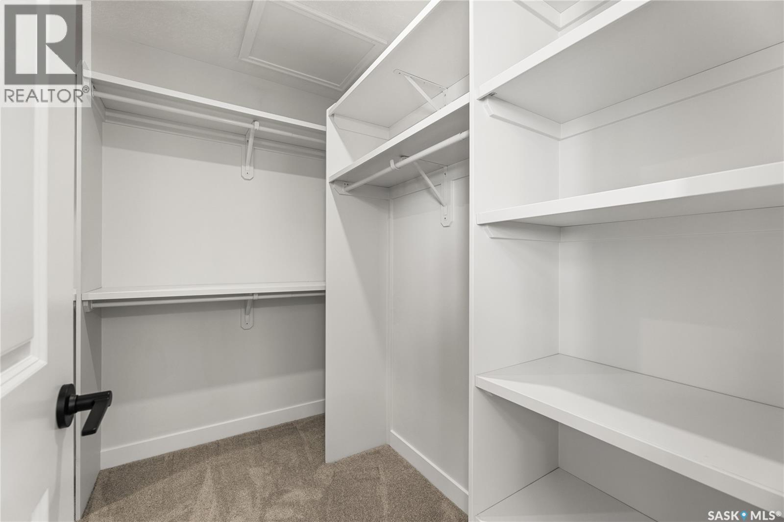 295 Nazarali Way, Saskatoon, Saskatchewan  S7V 1X6 - Photo 31 - SK029350