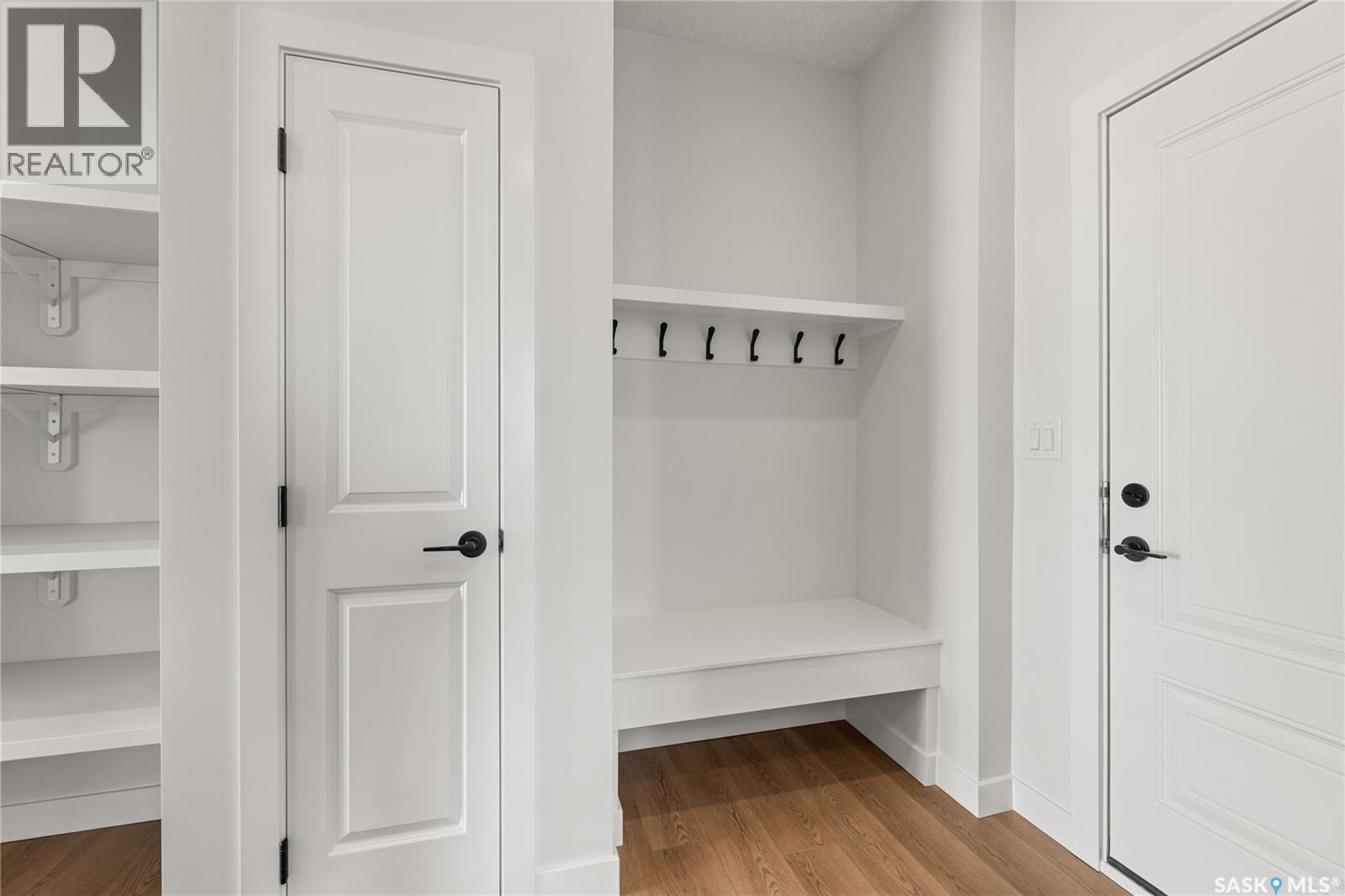 295 Nazarali Way, Saskatoon, Saskatchewan  S7V 1X6 - Photo 8 - SK029350