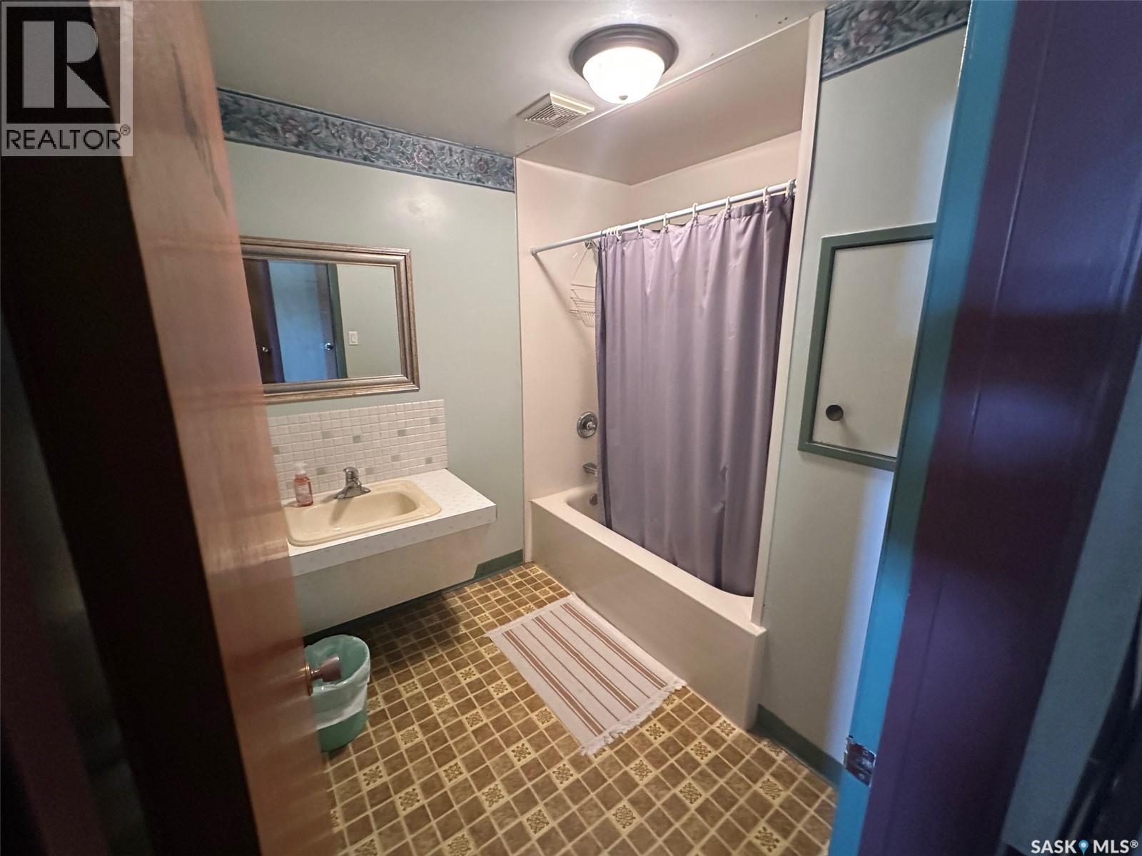 115 Main Street, Limerick, Saskatchewan  S0H 2P0 - Photo 35 - SK029343